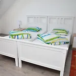 Foeveny Διαμέρισμα Balatonfůzfő