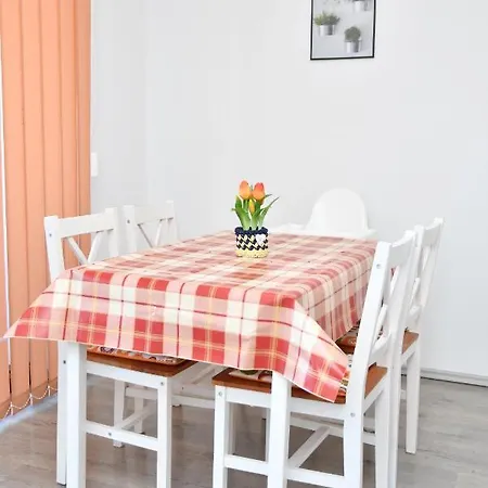 Foeveny Apartment *