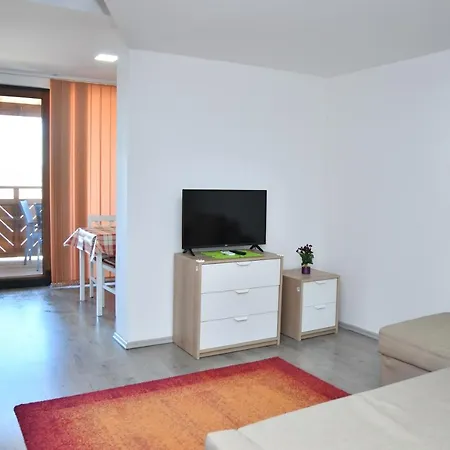 Apartment Foeveny *