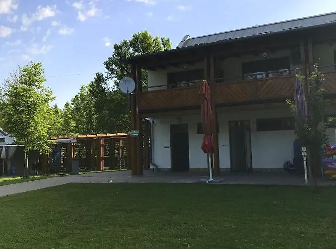 Foeveny * Balatonfůzfő